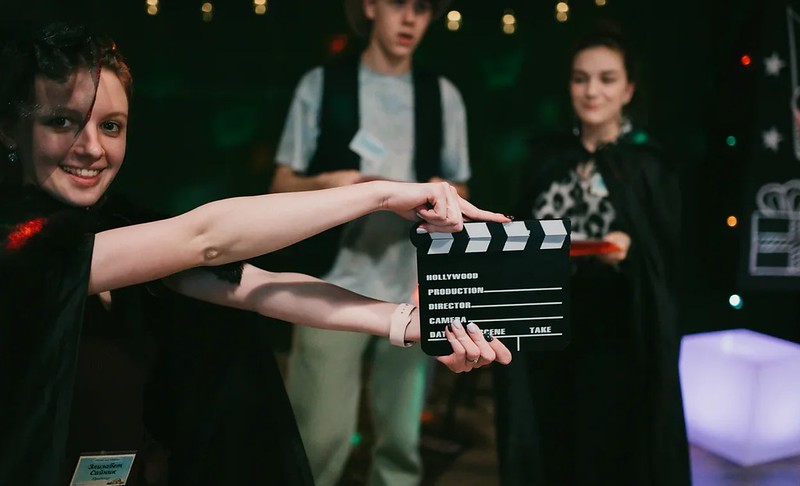 Городские огни и праздничное настроение в Ryazan